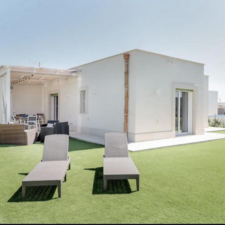 ברוקולי Villa Mediterranea מראה חיצוני תמונה