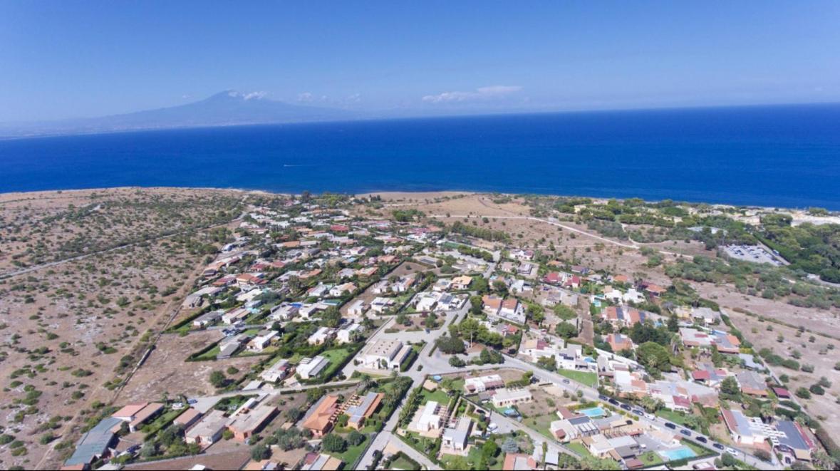 ברוקולי Villa Mediterranea מראה חיצוני תמונה