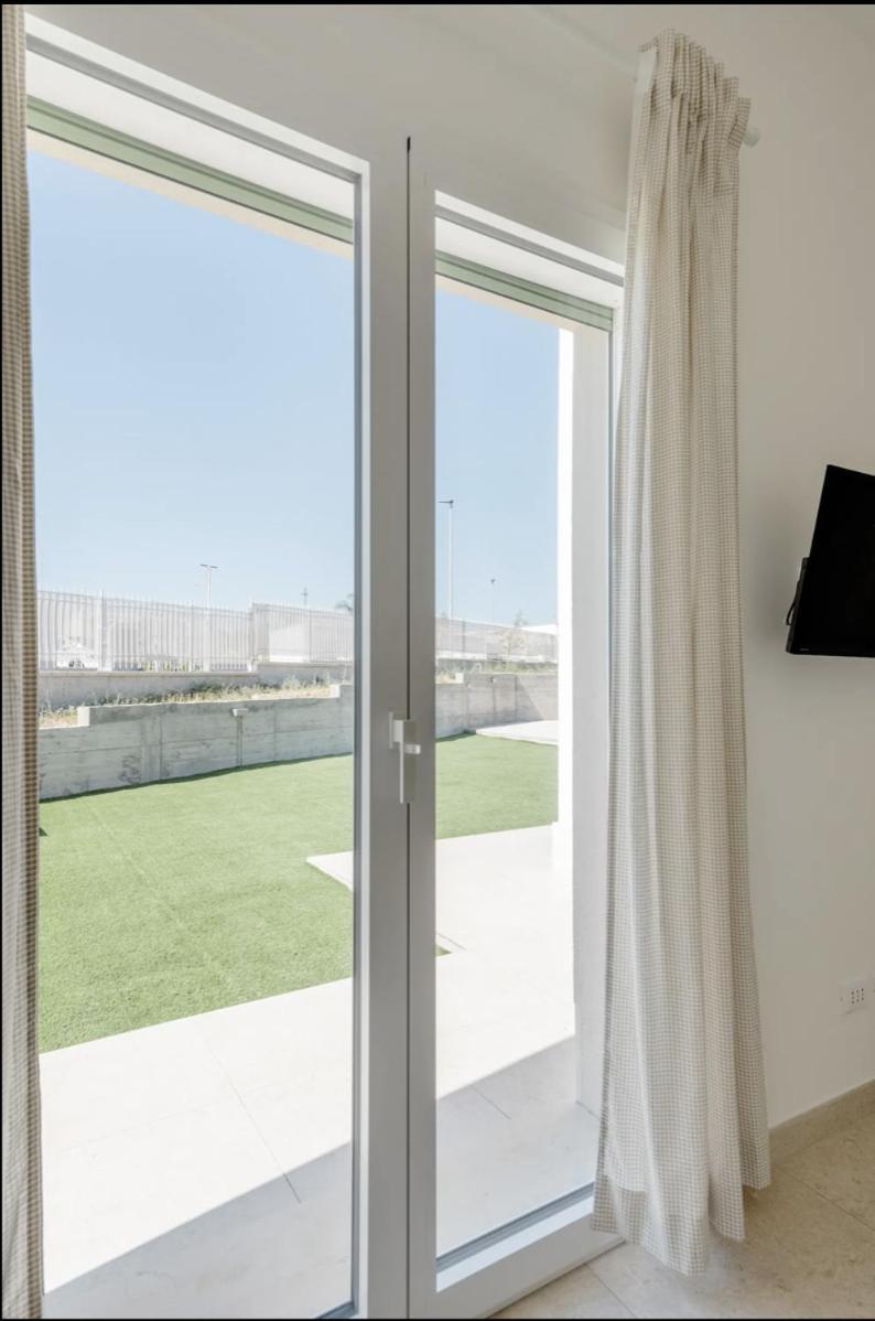 ברוקולי Villa Mediterranea מראה חיצוני תמונה